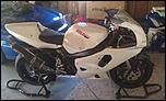 01 gsxr 600 race bike-yosh-jpg