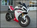 2009 Yamaha R1-r2-jpg