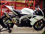 2010 Aprilia RSV4-bike-pic-3-jpg