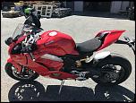 Panigale V4 pretty and narrow-96343c58-8a54-4776-8c05-335889b9e9ca