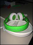 beats mixr green/white headphones 5-01616_38tdmjrpi6t_600x450-jpg